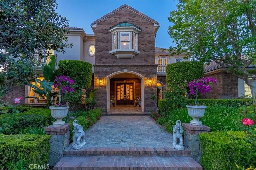 6952 Royal Hunt Ridge