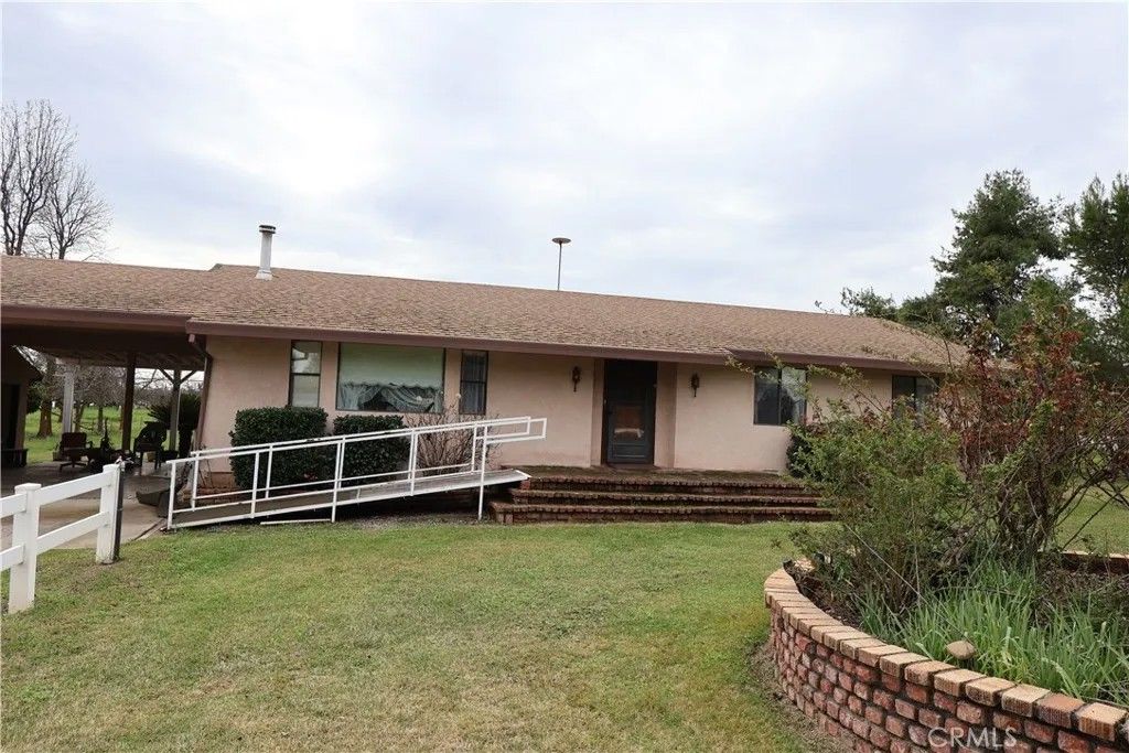 Photo of 4909 Edith Ave, Corning, CA 96021 (MLS # SN26040831)