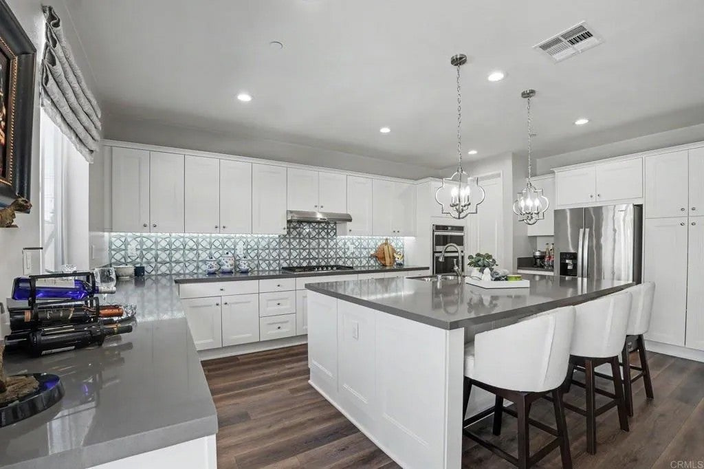 1449 Keck RD