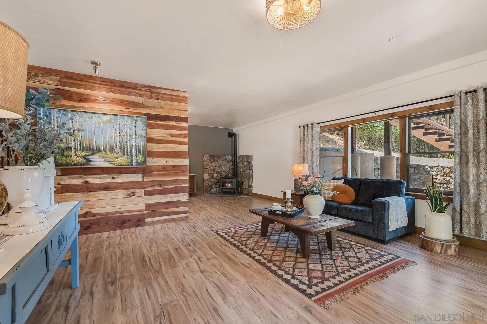 35251 Twin Oaks Rd