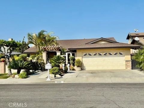 Photo of 1029 E Silvan Pl, Carson, CA 90745 (MLS # RS25247230) Photo of 1029 E Silvan Pl, Carson, CA 90745 (MLS # RS25247230)