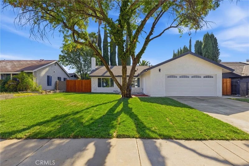 8281 Onyx Court