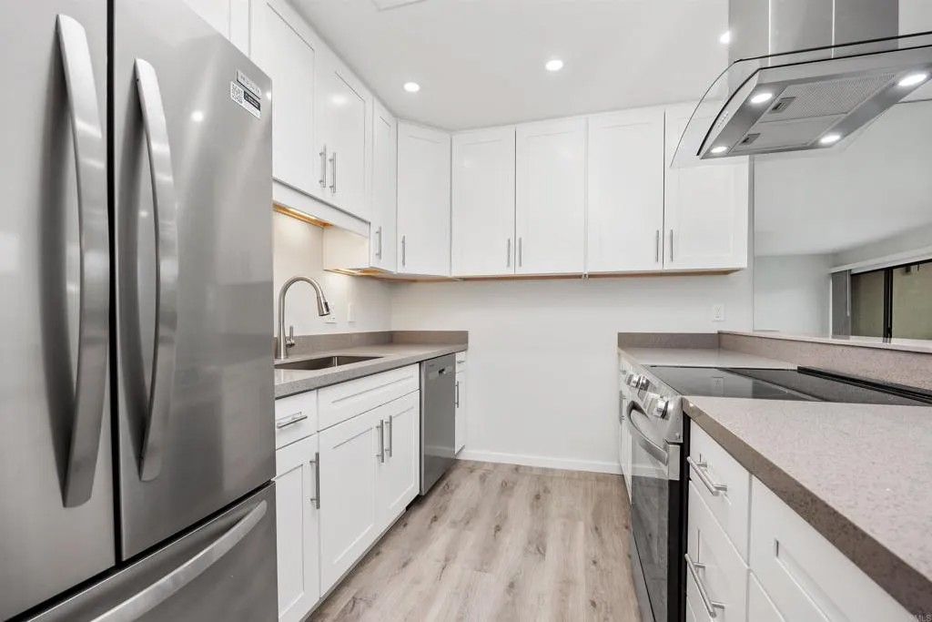 Photo of 2388 Altisma Way #10 or K, Carlsbad, CA 92009 (MLS # NDP2508167)