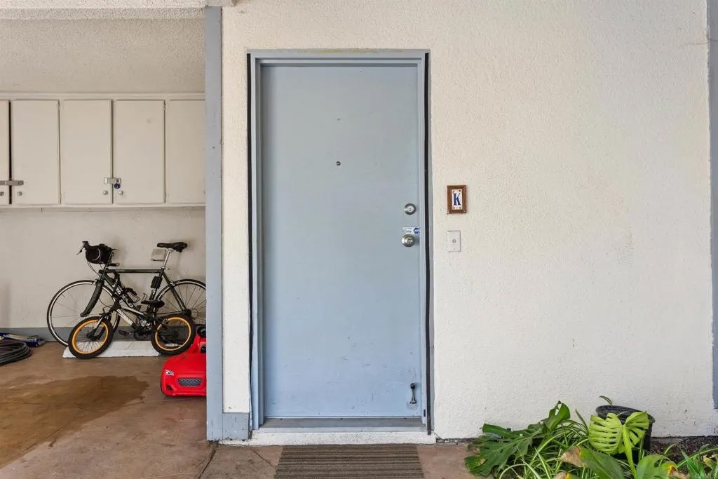 2388 Altisma Way 10 or K