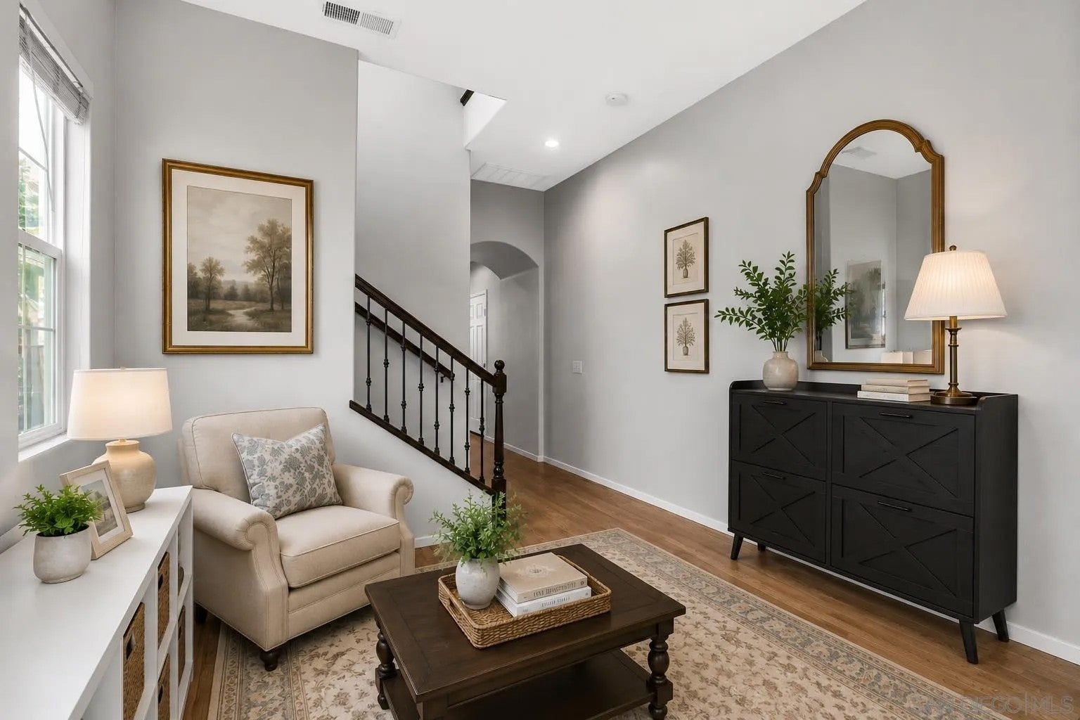 1656 Calle De La Flor