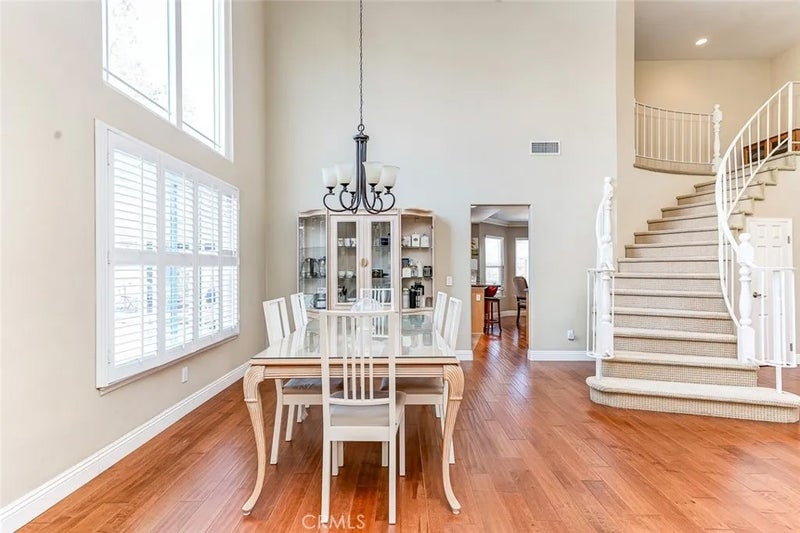 2245 Pickwick