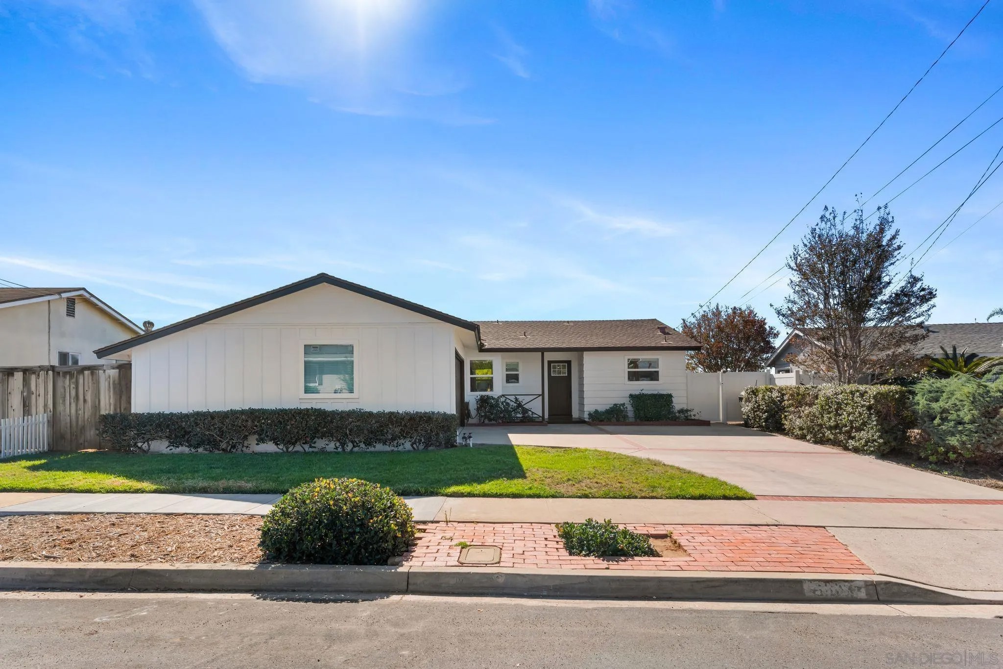 5055 Mount Frissell Dr