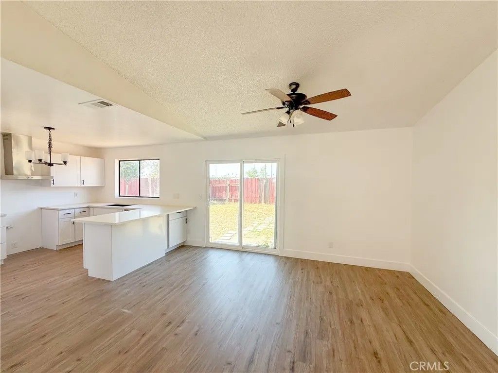 Photo of 476 Westminister, San Jacinto, CA 92583 (MLS # CV26072396)