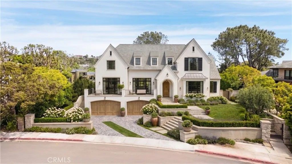 Photo of 6099 La Jolla Scenic Dr, La Jolla, CA 92037 (MLS # ND26094669)