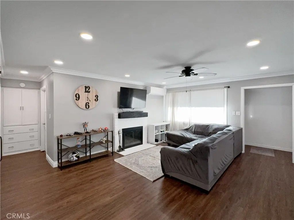 Photo of 5932 Oliva Avenue, Lakewood, CA 90712 (MLS # RS25018253)