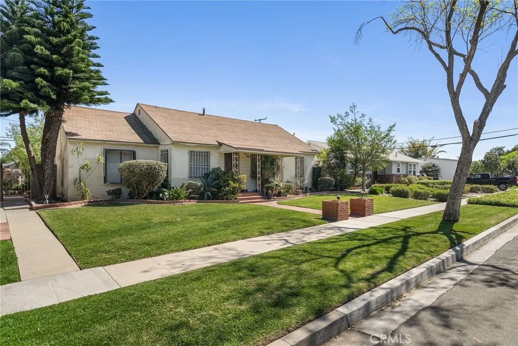 2038 San Anseline