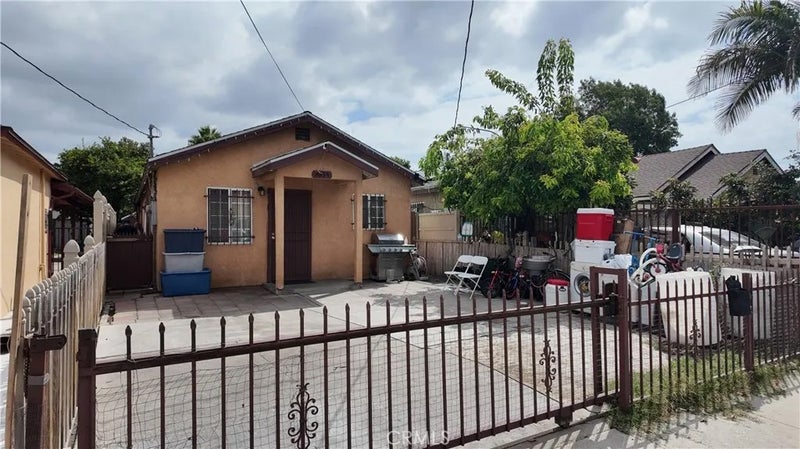 9534 Hickory
