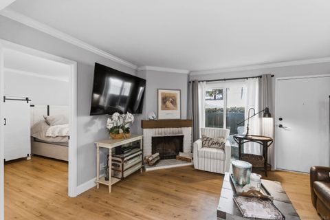 8368 Via Sonoma East La Jolla CA 92037