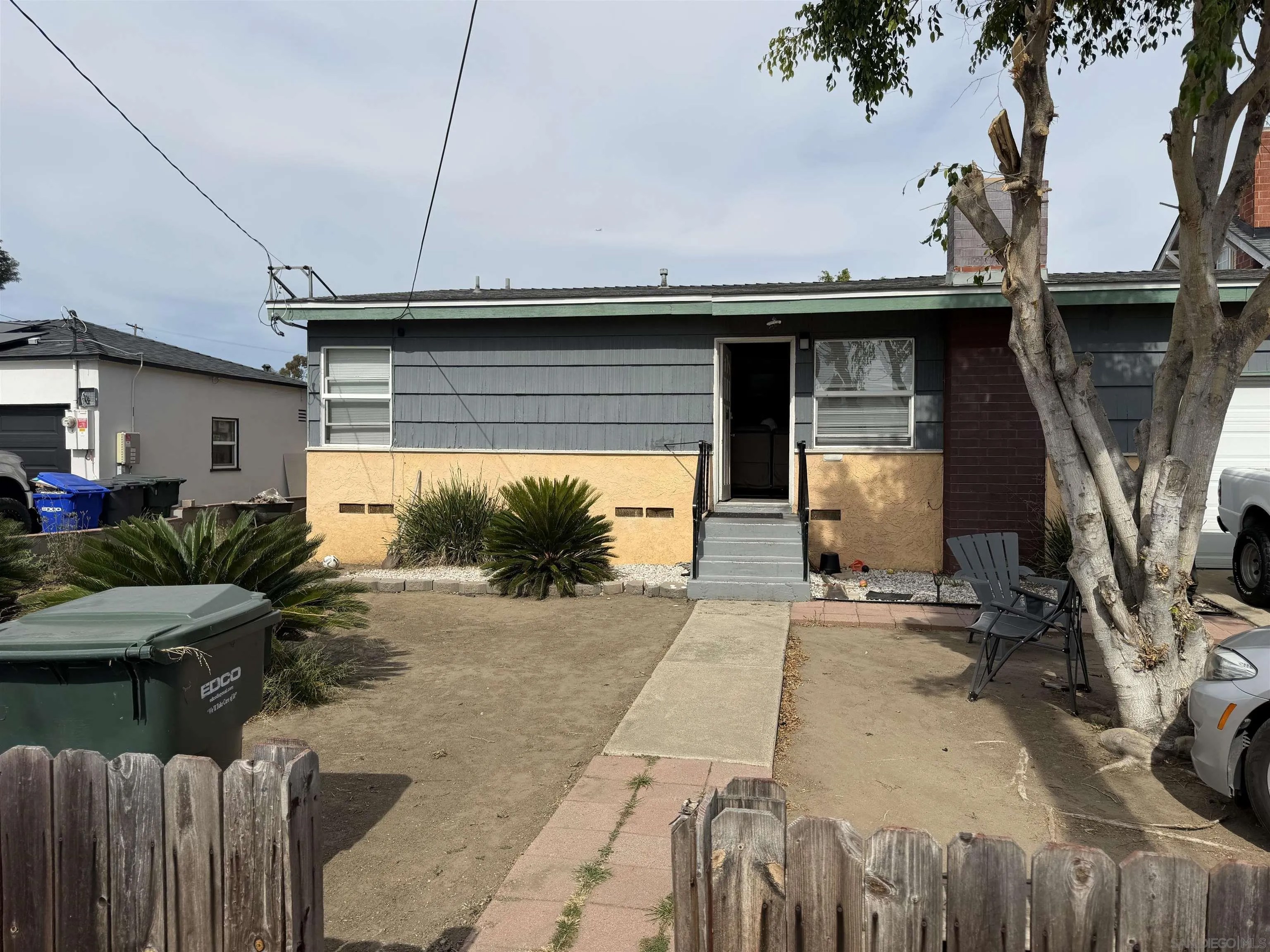 705 Harbison Avenue