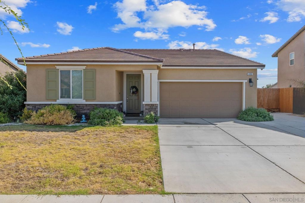 Photo of 495 Pearl Dr, Lemoore, CA 93245 (MLS # 260001448)