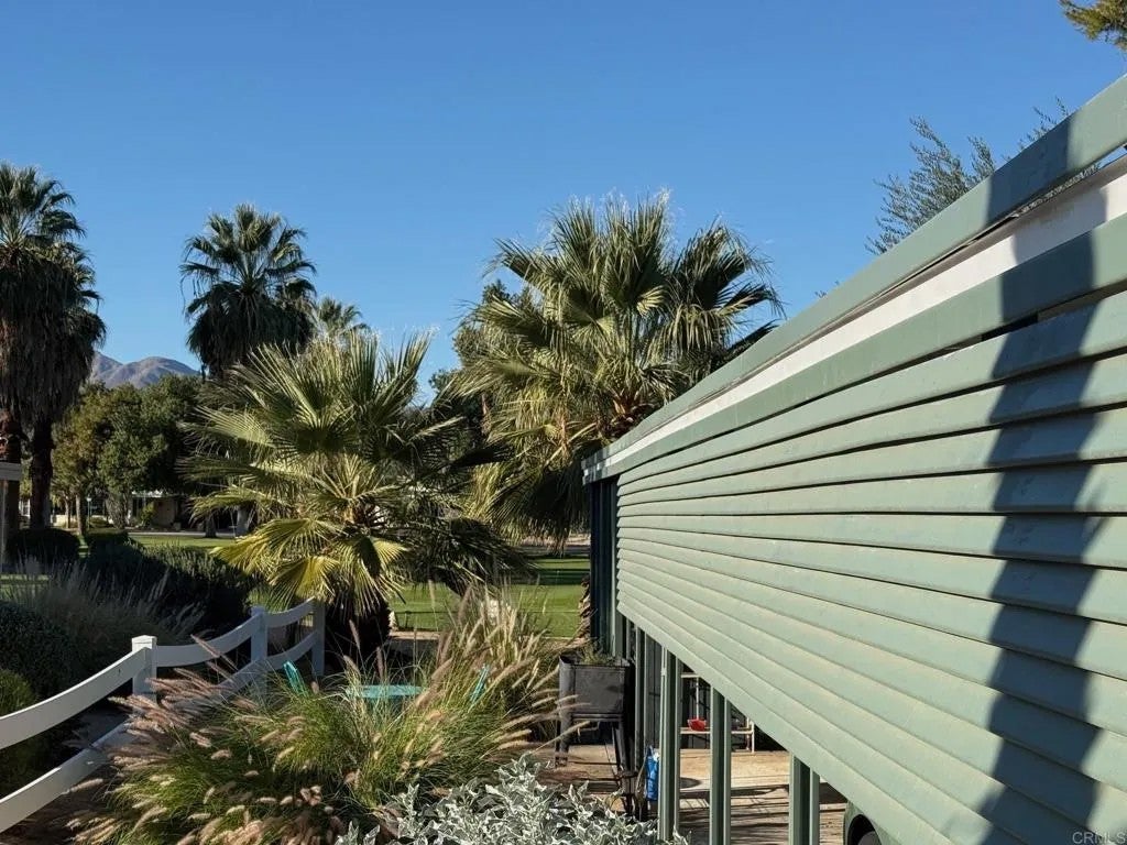 1010 Palm Canyon 264