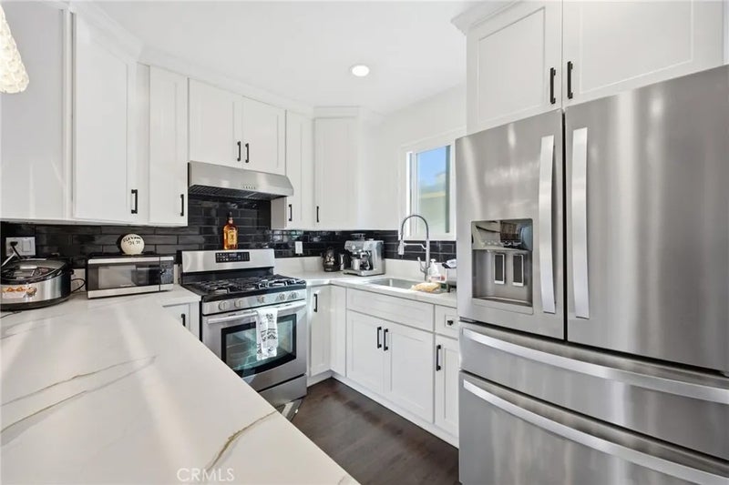 1926 W 18th Street