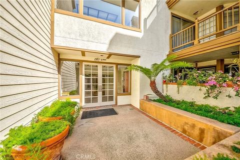 Tiny photo for 2567 Plaza Del Amo #109, Torrance, CA 90503 (MLS # SB25245615)