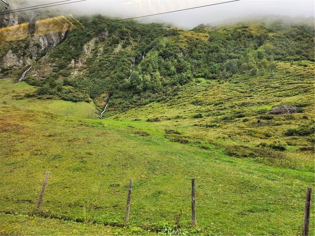 Photo of 160 160th W, Fairmont, CA 93536 (MLS # SR26061567)