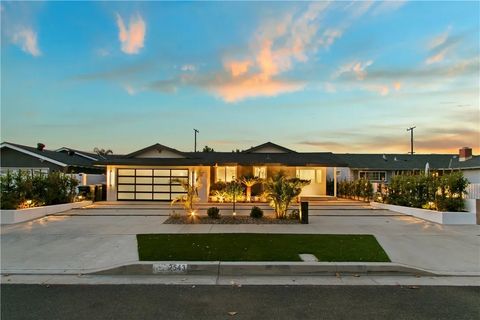 Photo of 2543 E Locust Ave, Orange, CA 92867 (MLS # PW26102942)