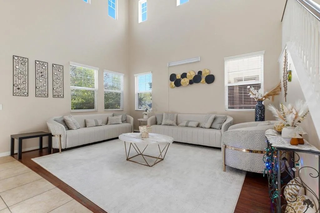 30241 Trois Valley Street