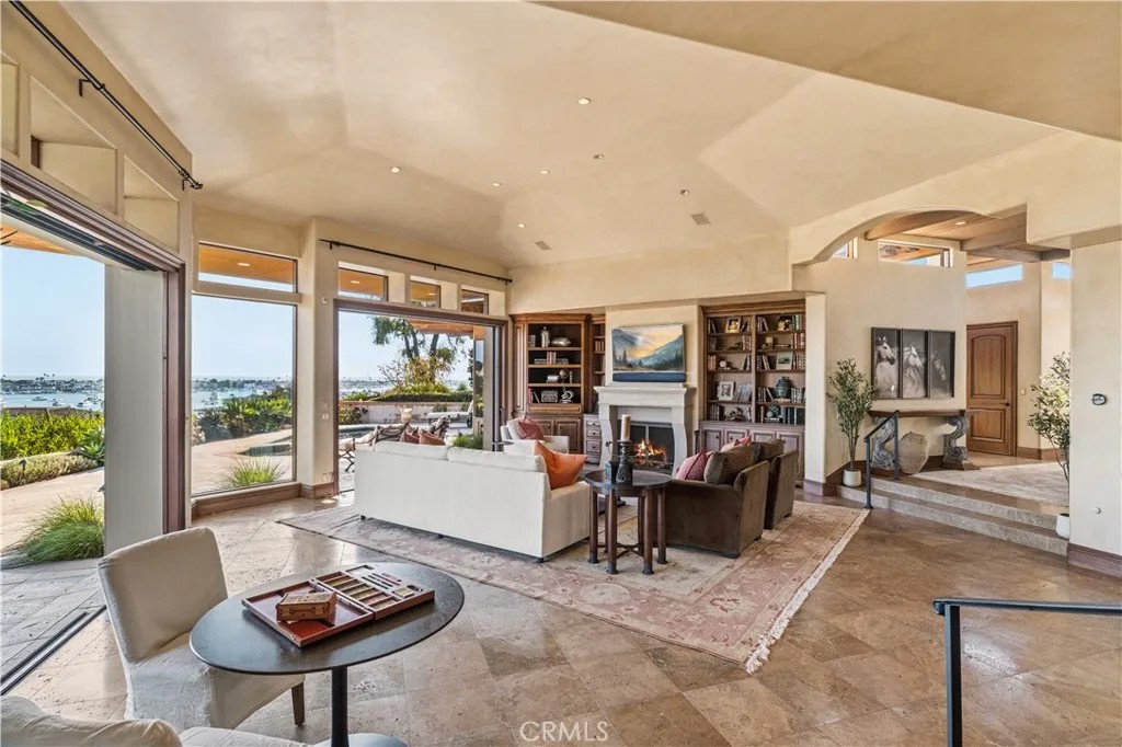 600 Ramona