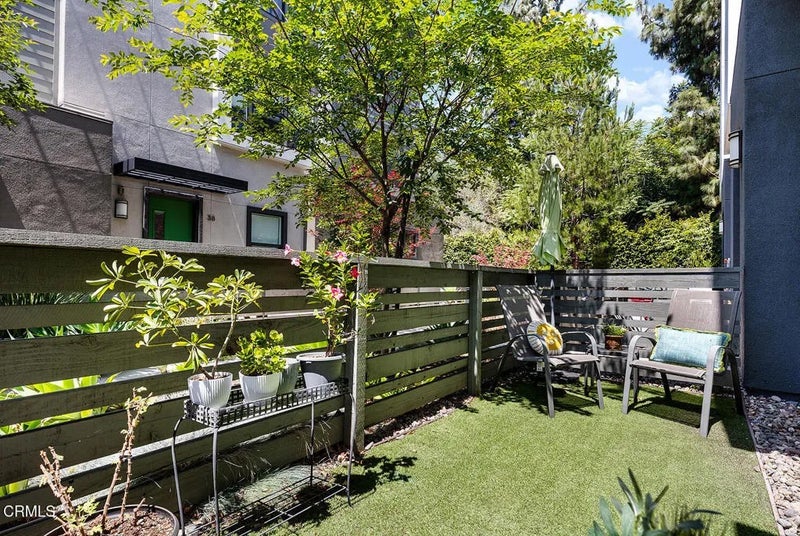 3943 N Eagle Rock Boulevard 43