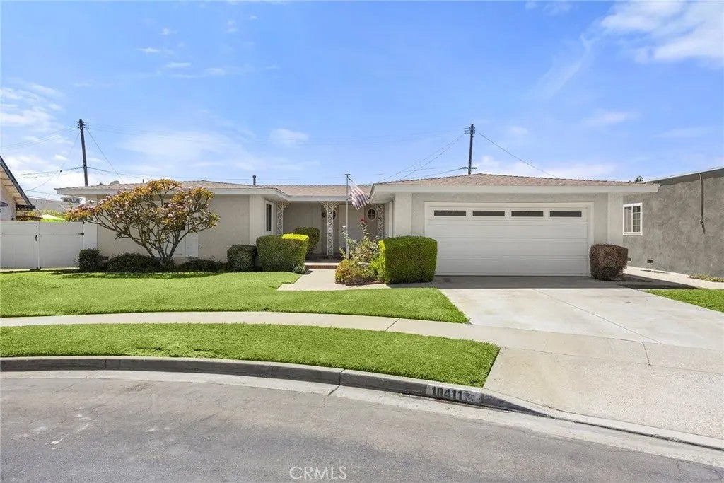 10411 Larry Drive