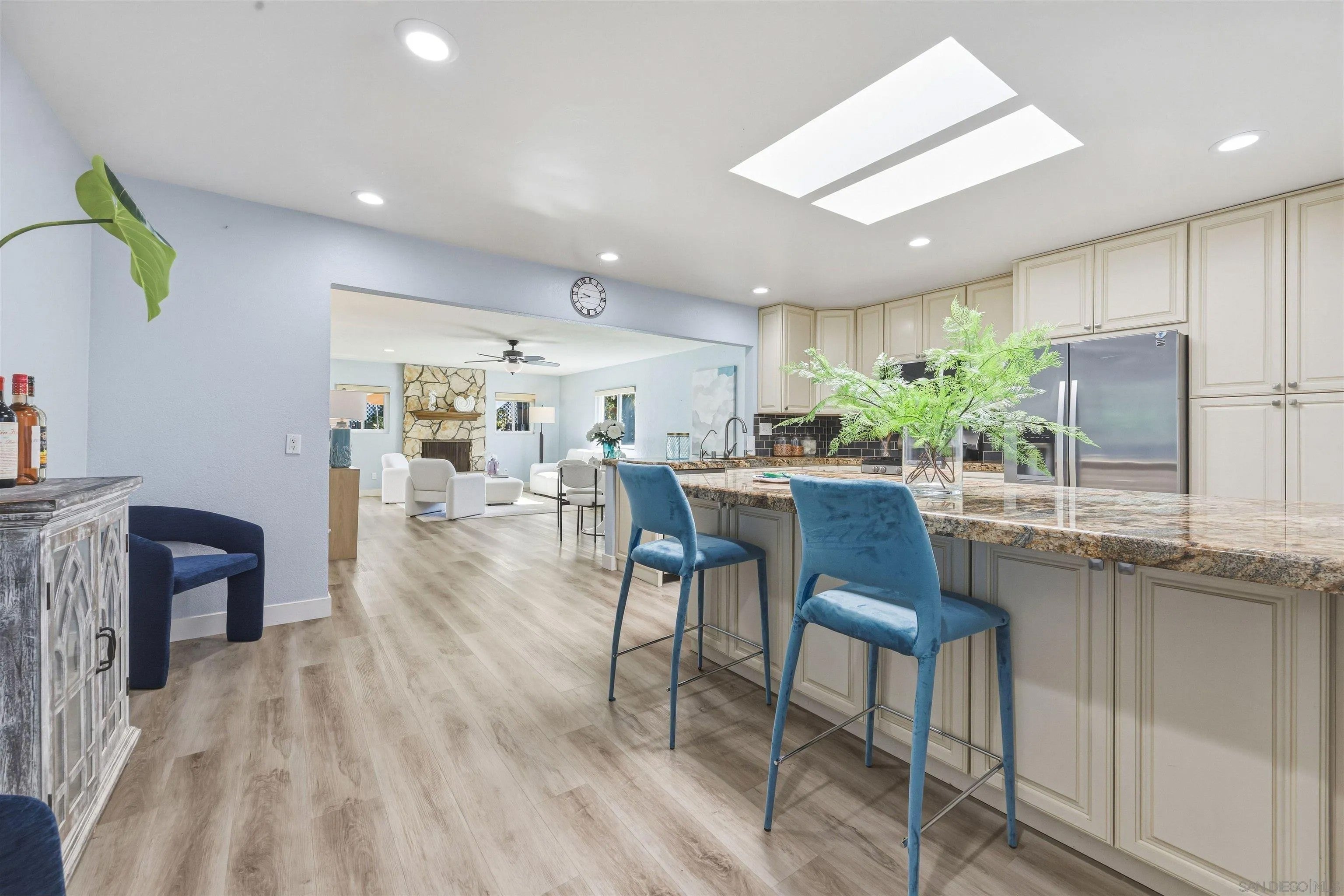 7760 Parkdale Cove