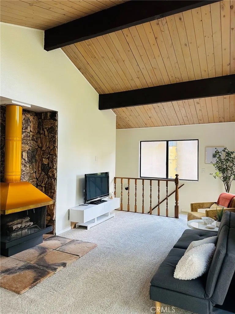 26227 Lake Forest