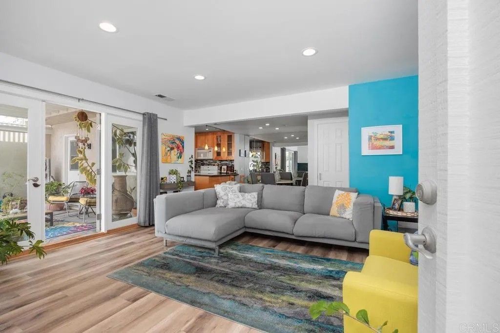 Photo of 1081 Woodlake Dr, Cardiff By The Sea, CA 92007 (MLS # NDP2603461)