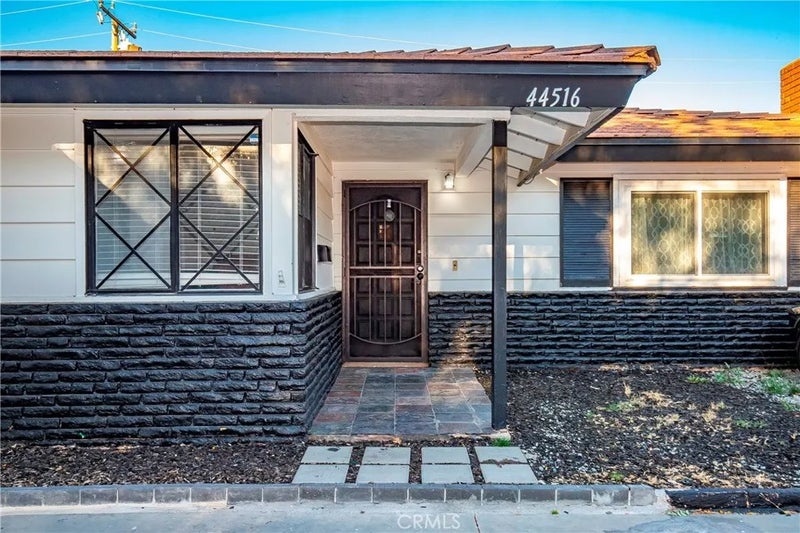 44516 15th West