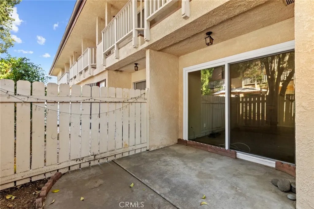 8031 Canby Ave 4