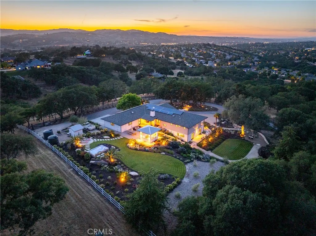 1685 Arbolado Road