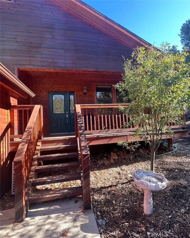 2504 Glacier Drive