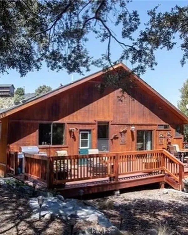 2504 Glacier Drive