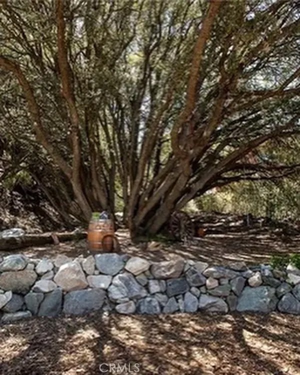 2504 Glacier Drive