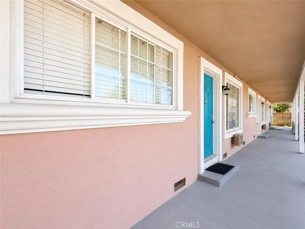 Photo of 2104 Dawn Way, Sacramento, CA 95825 (MLS # AR26171376)