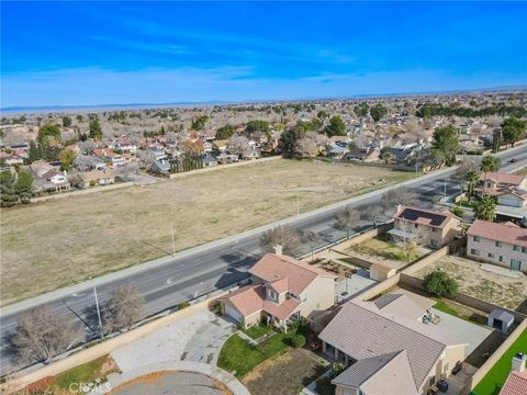 Tiny photo for 43956 Gillan Avenue, Lancaster, CA 93535 (MLS # SR25281989)