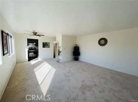 364 W 15th