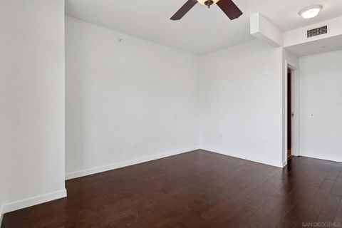 Tiny photo for 800 The Mark Ln #1606, San Diego, CA 92101 (MLS # 250043252)