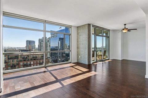 Tiny photo for 800 The Mark Ln #1606, San Diego, CA 92101 (MLS # 250043252)