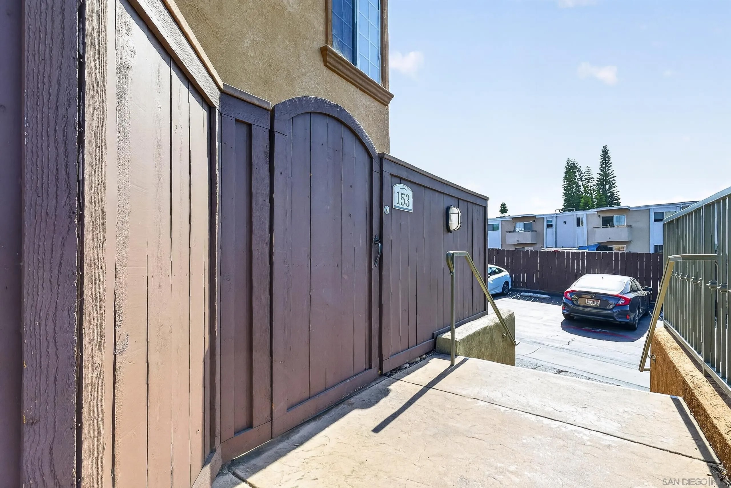 5252 Balboa Arms Dr 153