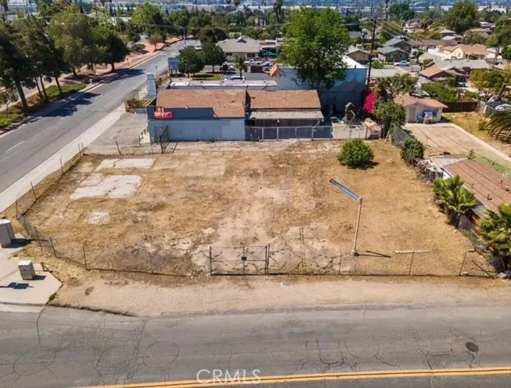 Photo of 13653 Magnolia Ave, Corona, CA 92879 (MLS # IV26037610)