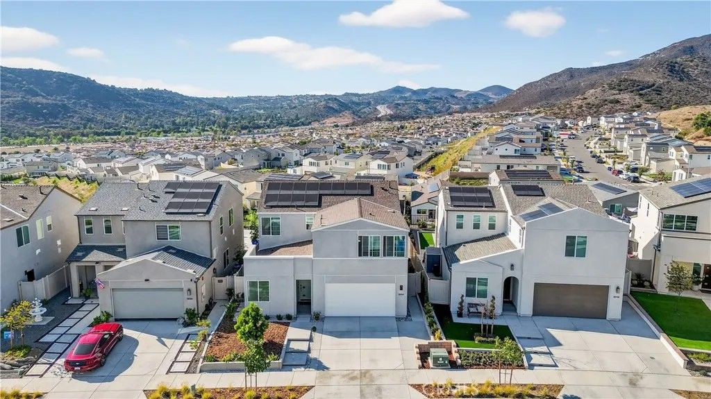 Photo of 35164 Bergamot Cove, Fallbrook, CA 92028 (MLS # OC25214616)