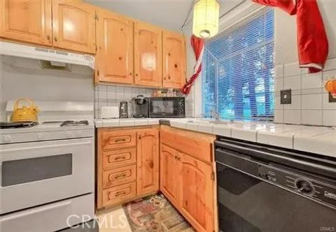 Tiny photo for 785 Woodland Rd, Crestline, CA 92325 (MLS # IG25266887)