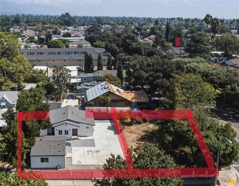 708 N El Molino