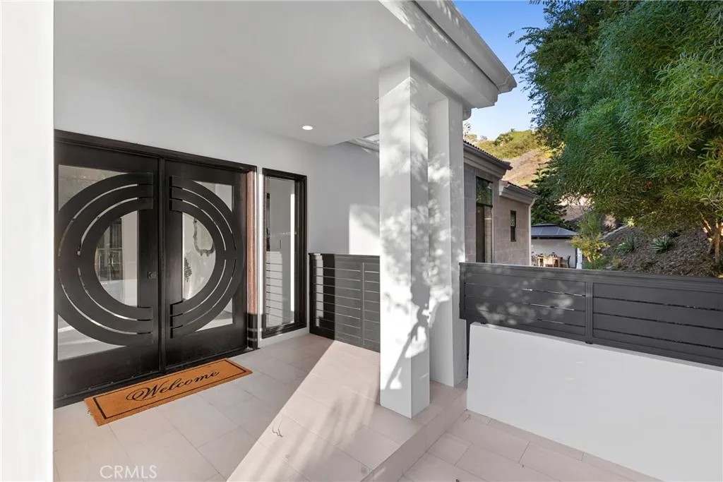 30502 Palos Verdes Drive West