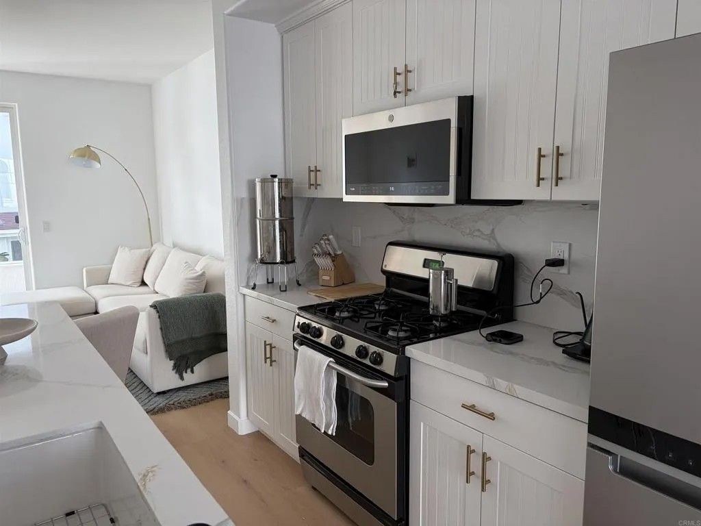 Photo of 815 Harbor Cliff Way #239, Oceanside, CA 92054 (MLS # NDP2511458)