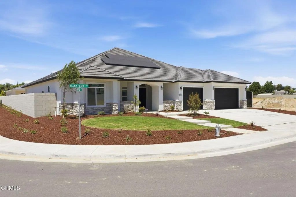 13615 Velma Pearl Way